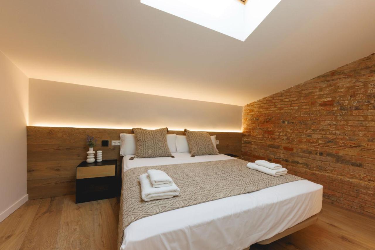 Bravissimo Cort Reial Duplex, Spacious With 3 Bedrooms 지로나 외부 사진