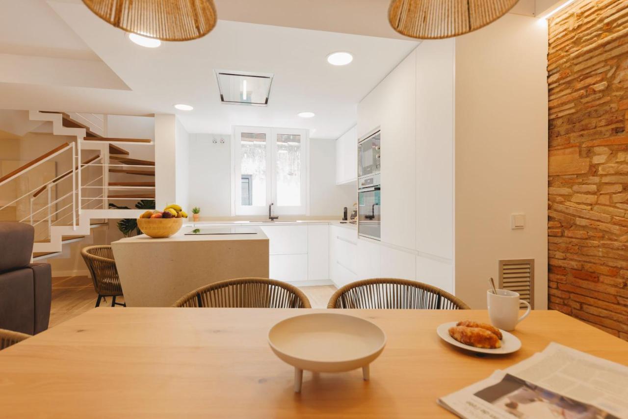 Bravissimo Cort Reial Duplex, Spacious With 3 Bedrooms 지로나 외부 사진